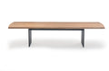 Table de jardin en planches