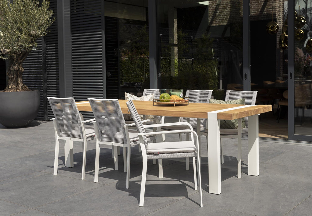 Twilight_DT_WHTE_TE_+_Butterfly